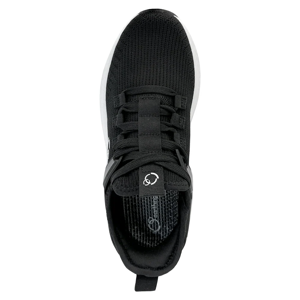 Grounding Lightweight Runners on FINAL CLEARANCE