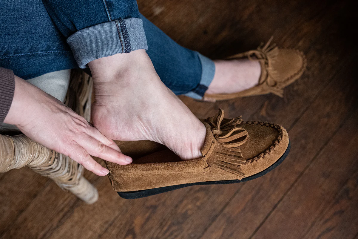 Women's Fringed Suede Moccasin Shoes for Earthing