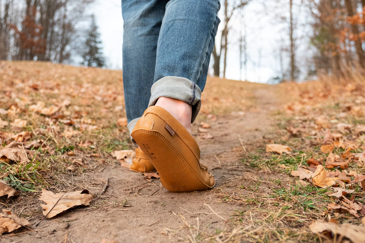 Men's Leather Earthing Moccasins