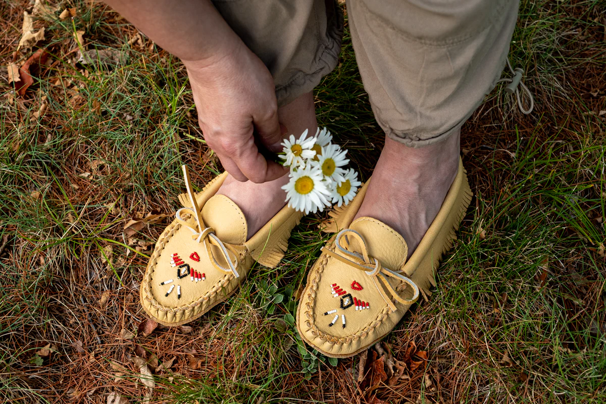 Women's Moose Hide Leather Fringed Moccasins