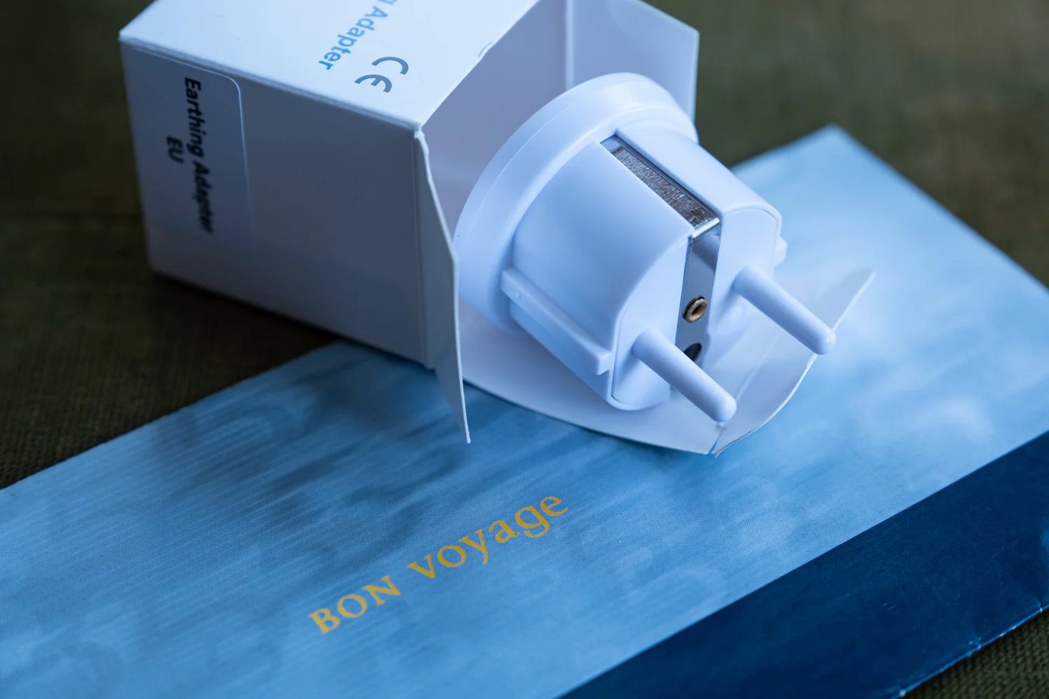 International Earthing Outlet Adapter