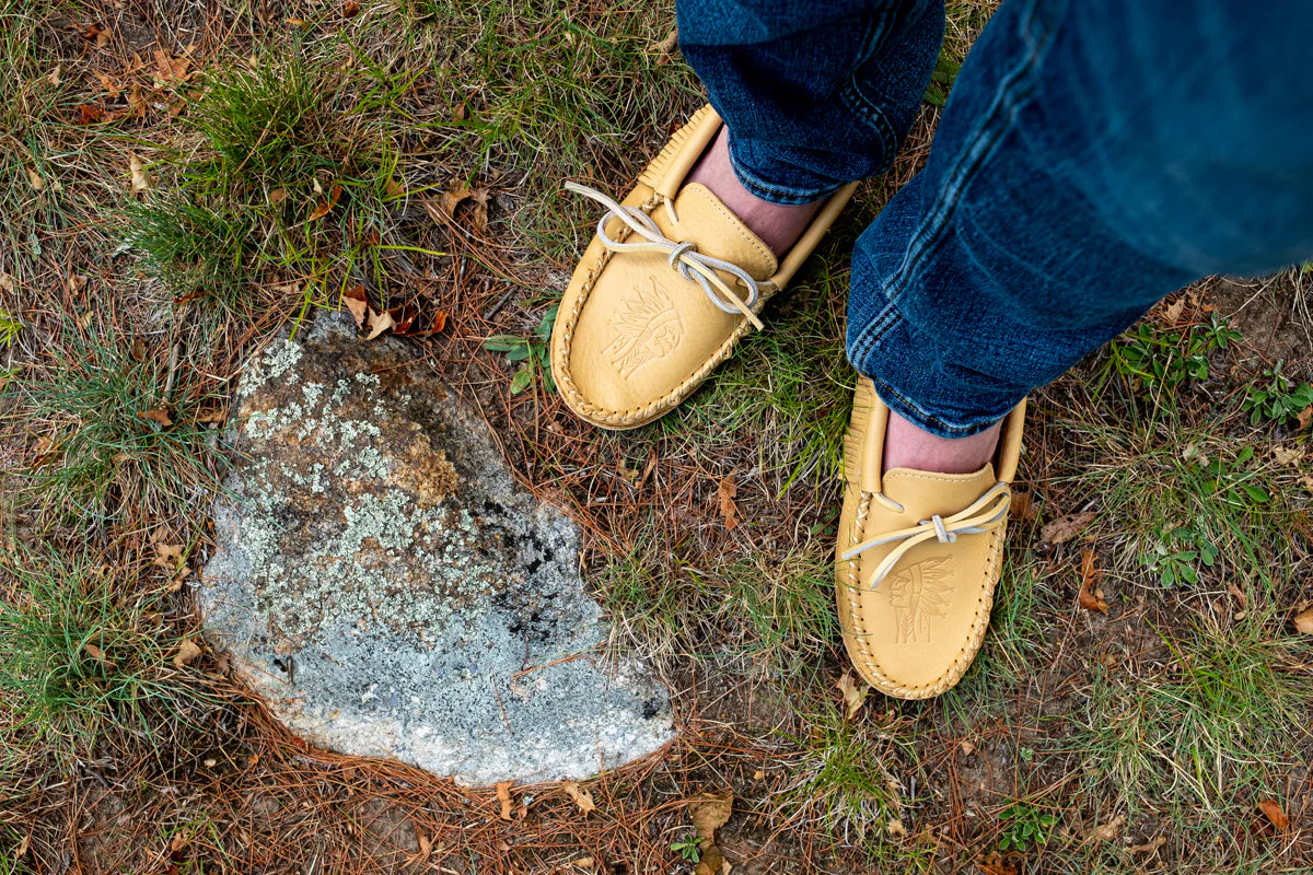 Men's Earthing Moose Hide Leather Fringed Moccasins