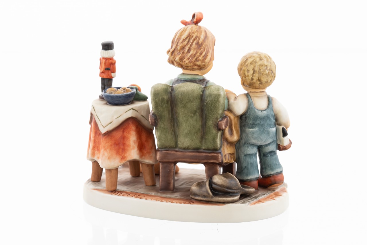 Hum 2392 - Weihnachten steht vor der Tür