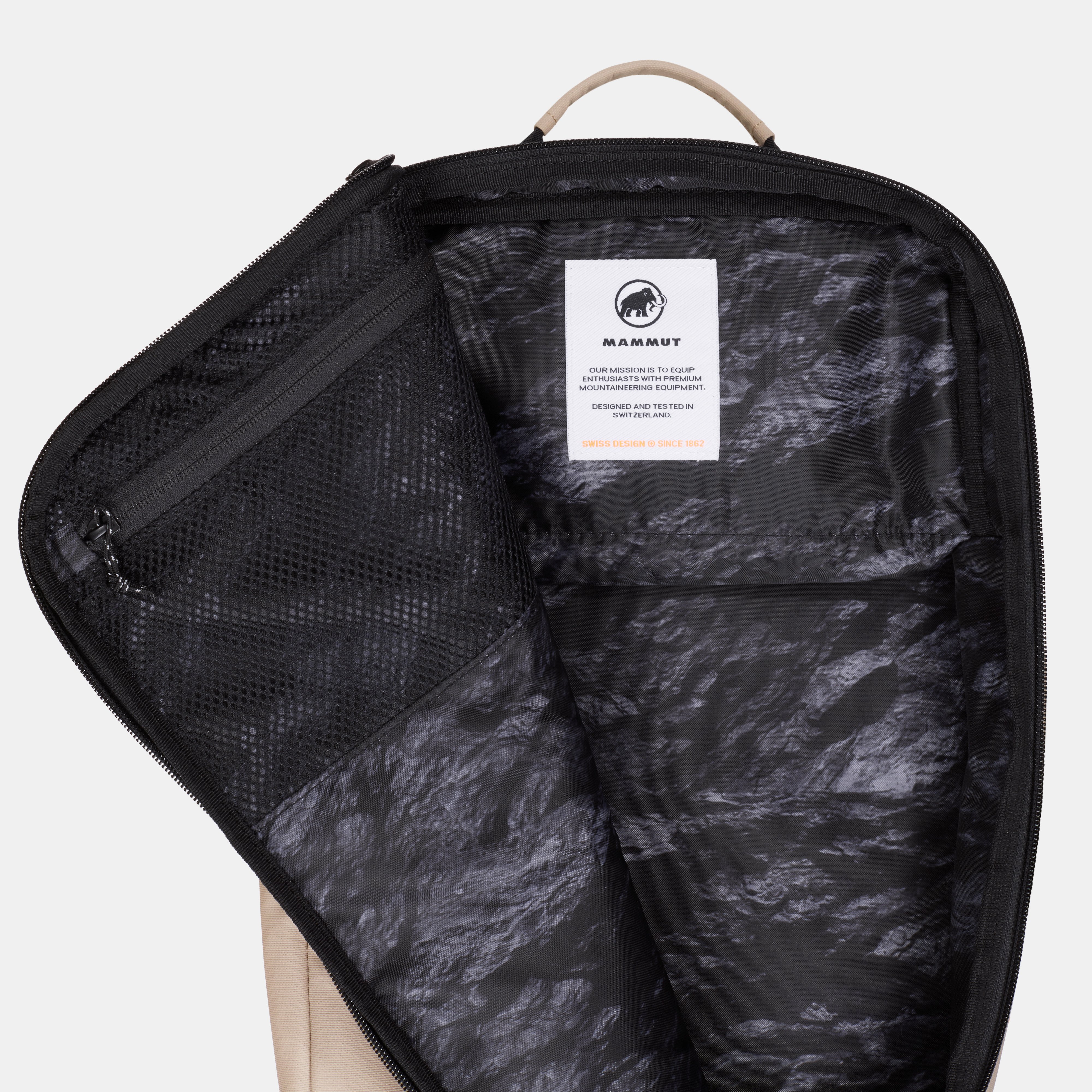 Hiking Full Cushion Quarter Socks