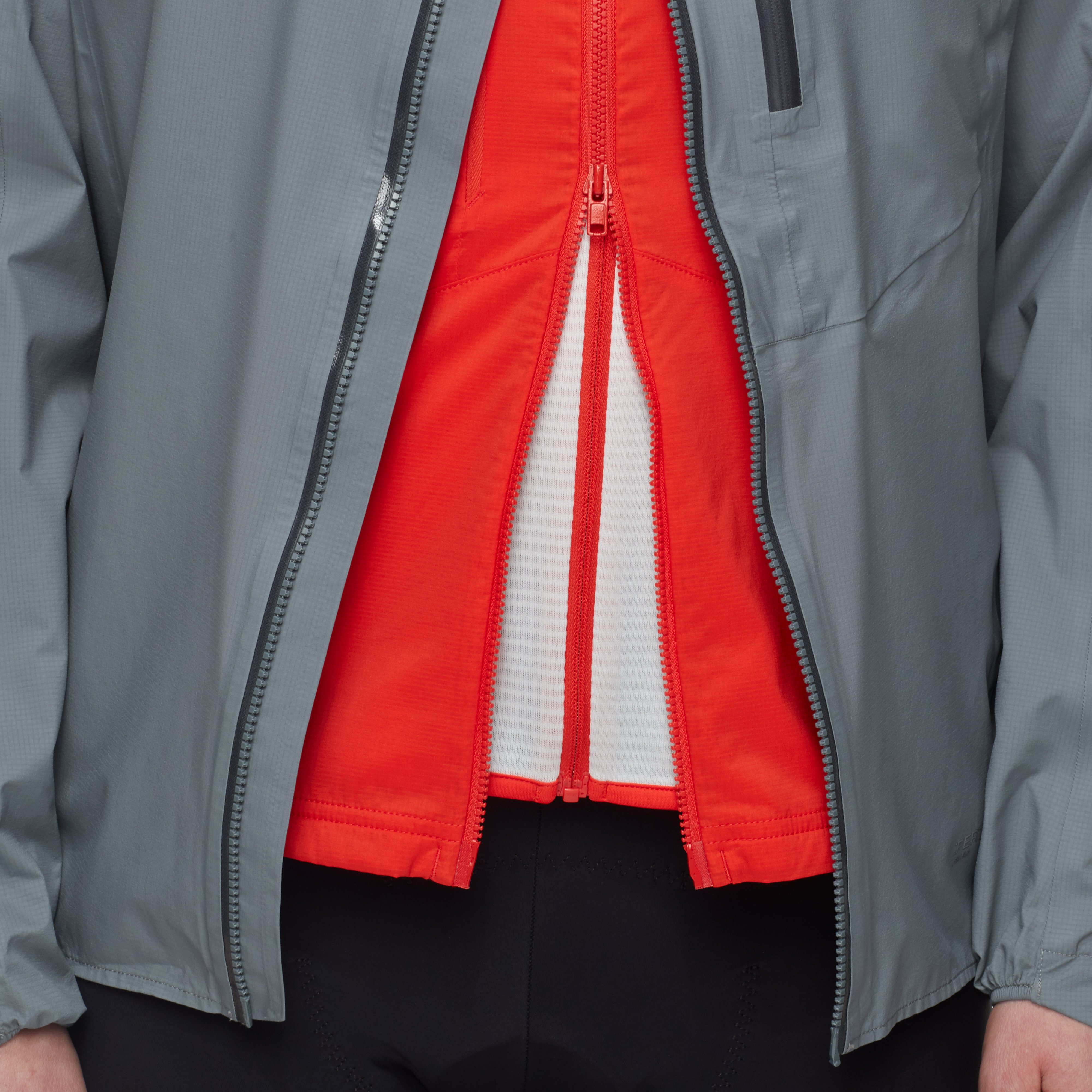 Assos x Mammut HS Hooded Jacket Women