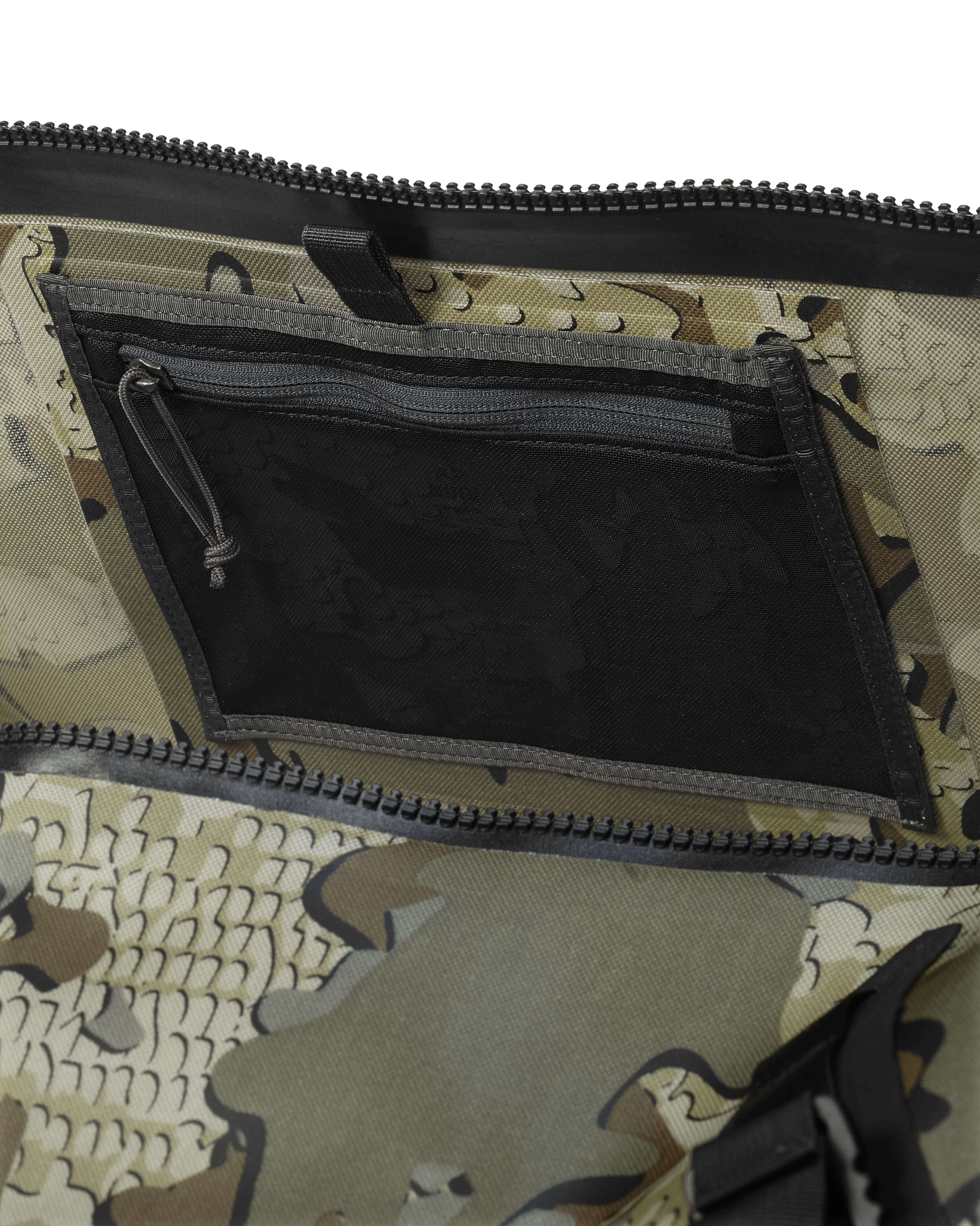 Kodiak 6600 Submersible Duffel | Stone