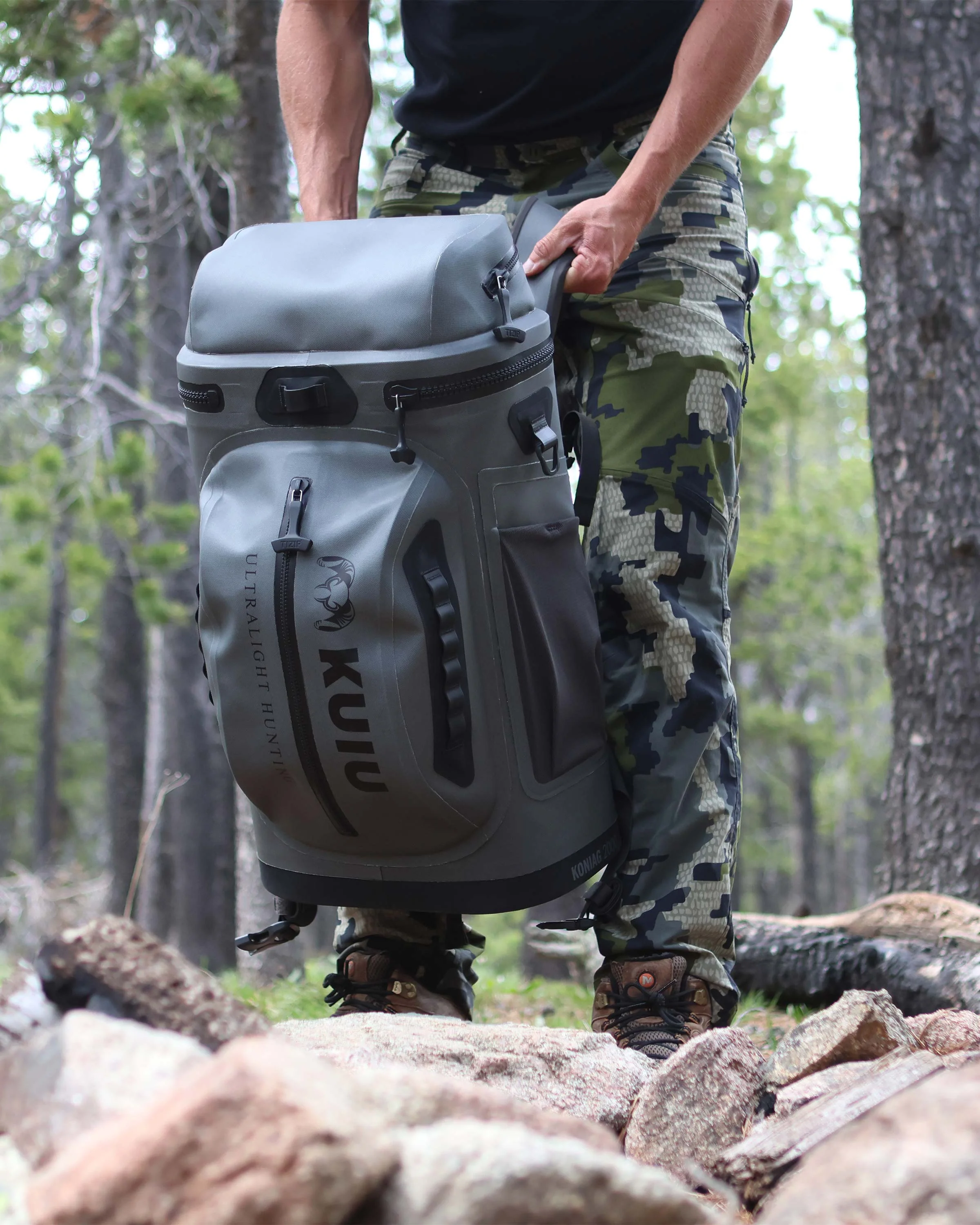 Koniag 2000 Cooler Backpack | Stone