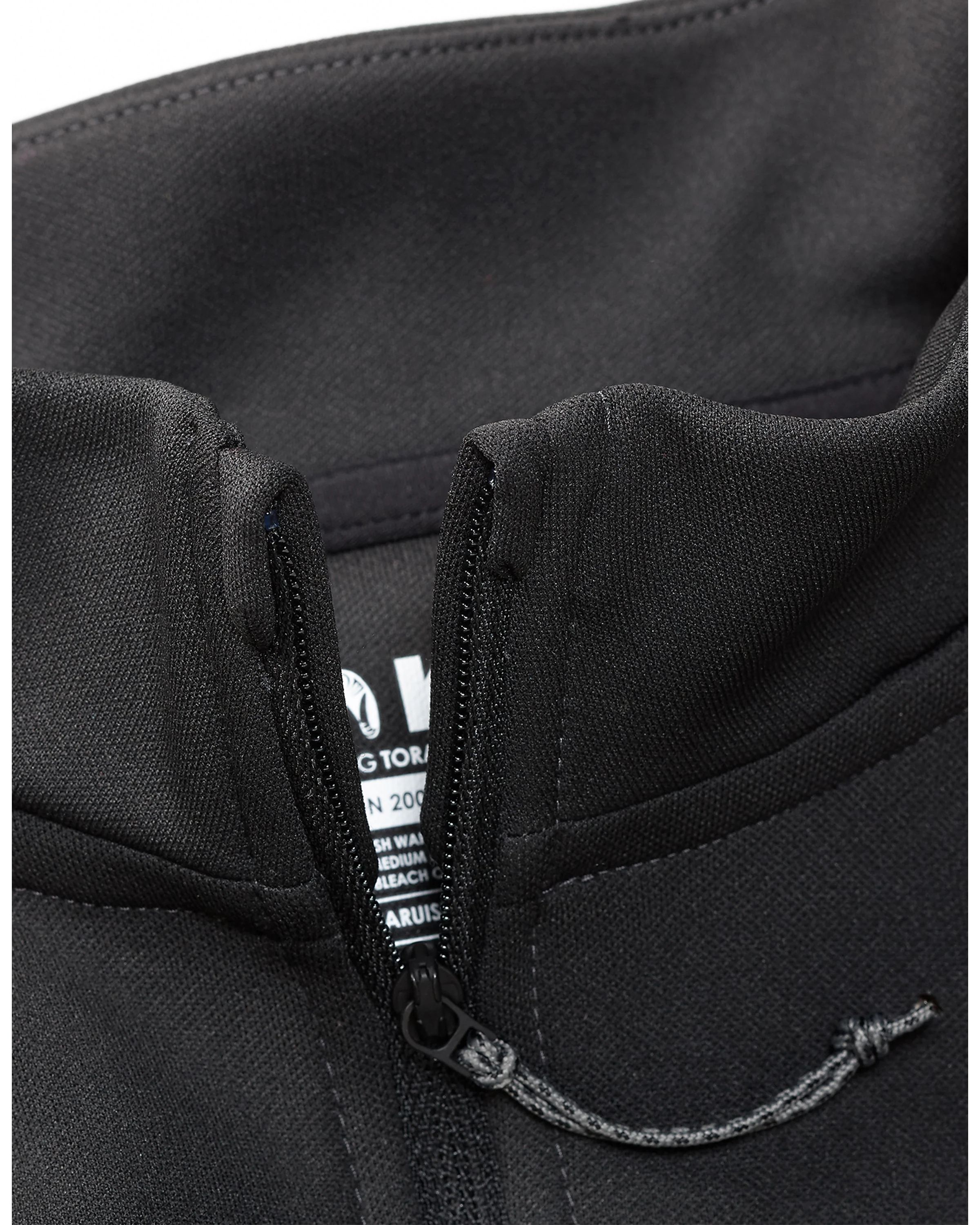 Peloton 200 Zip-T | Black