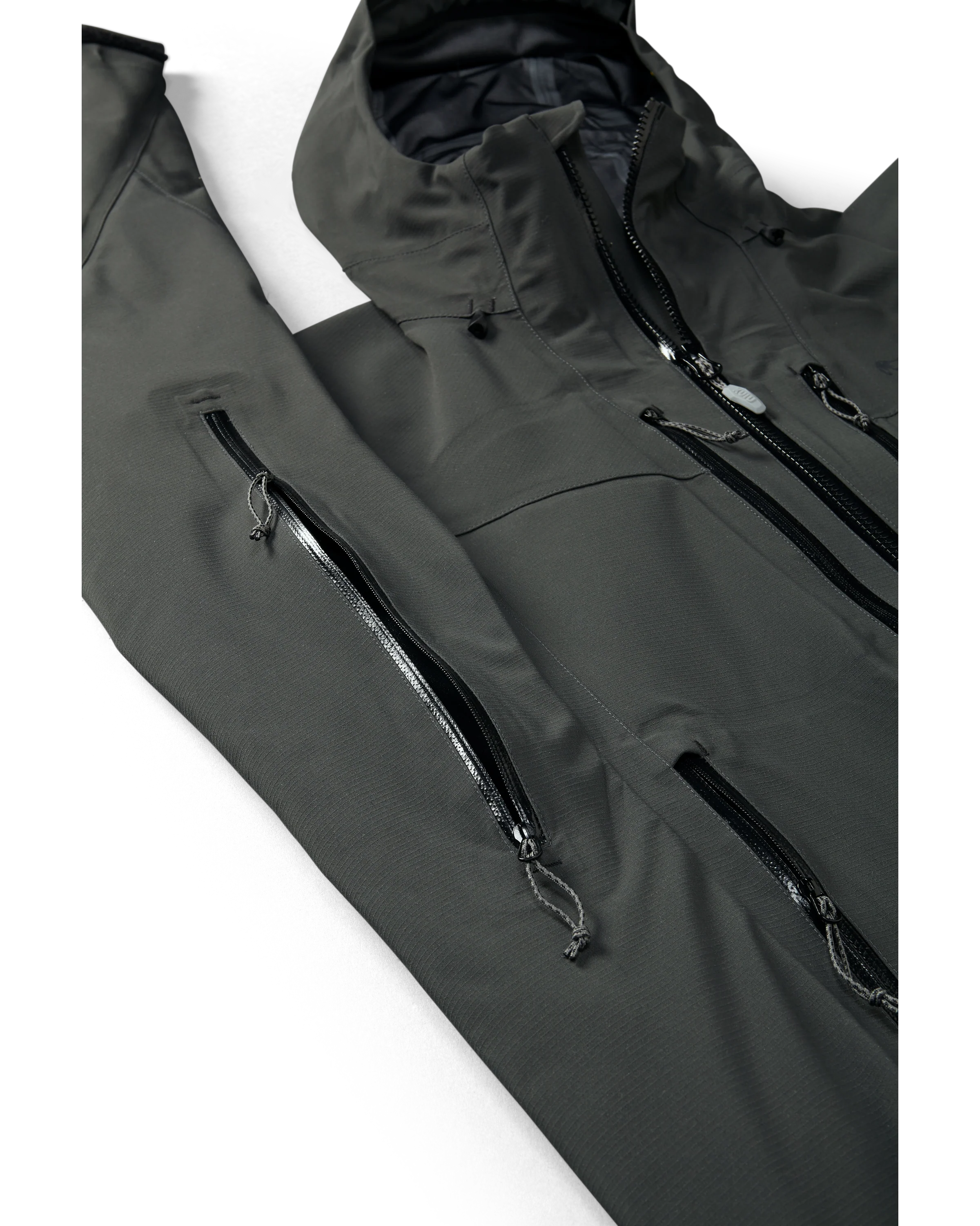 KUIU Kutana Storm Shell Jacket | Gunmetal