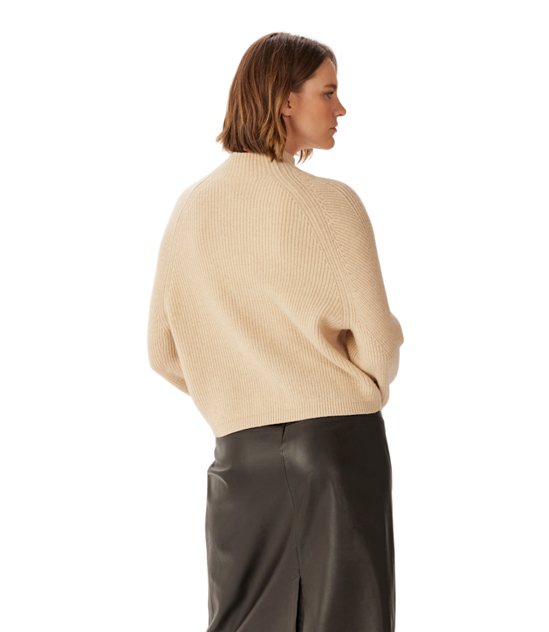Trail turtleneck merino knit