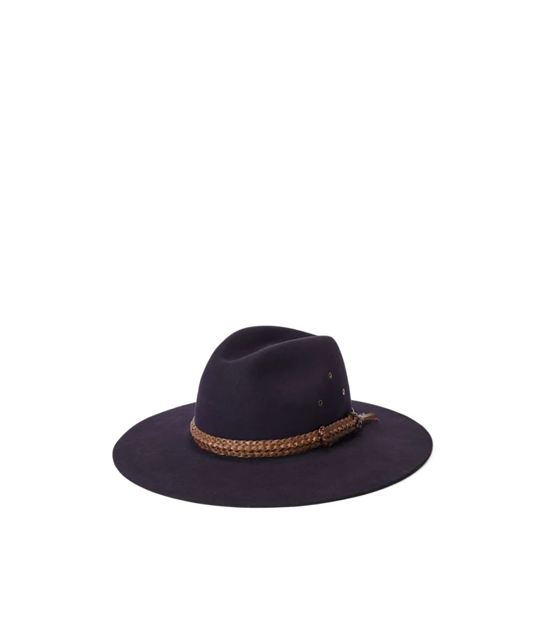 R.M.W Riverina Akubra