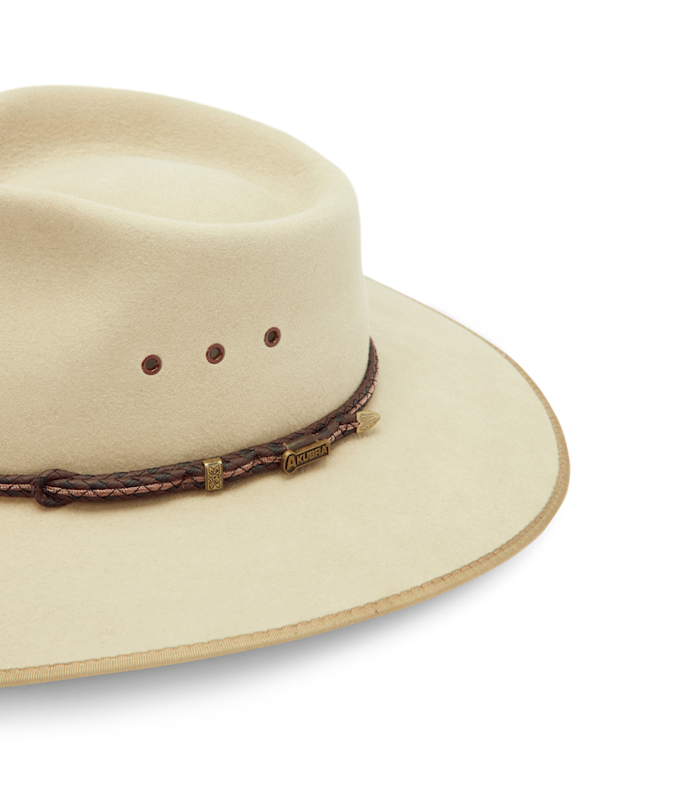 Akubra cattleman hat