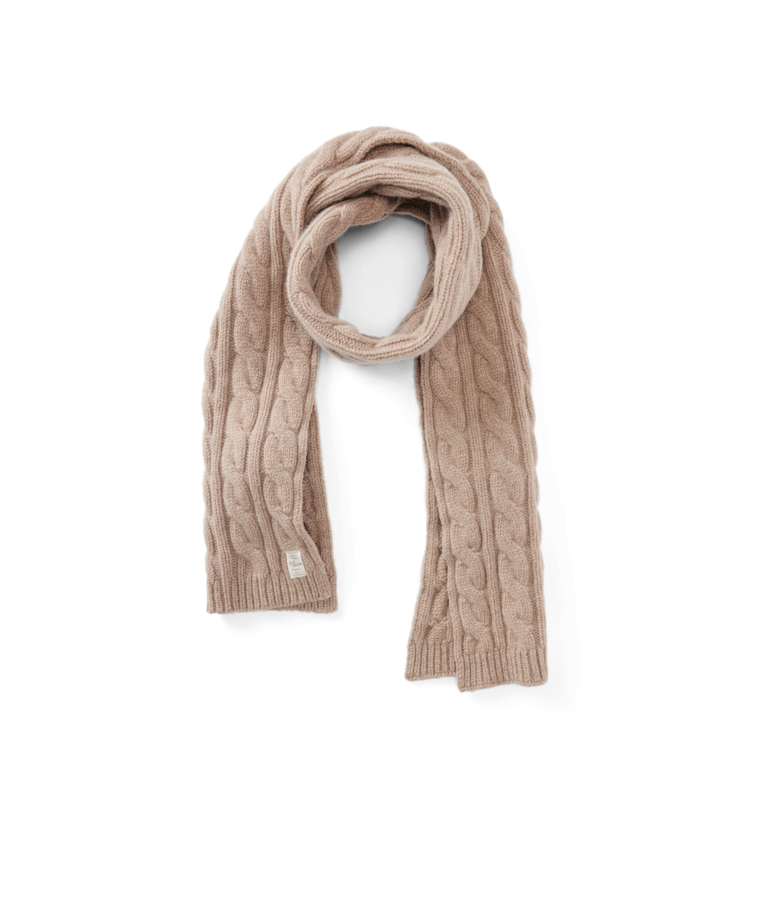 Highland cable wool scarf