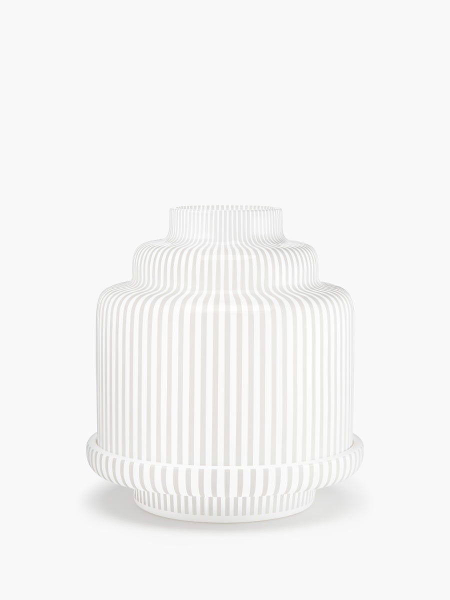 White Pyramid candle holder - For classic candles