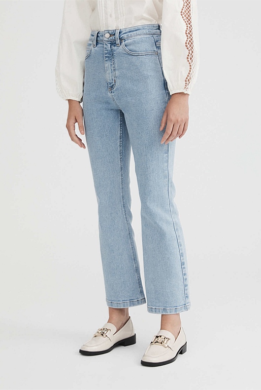 Kick Flare Jean - Vintage Wash Denim