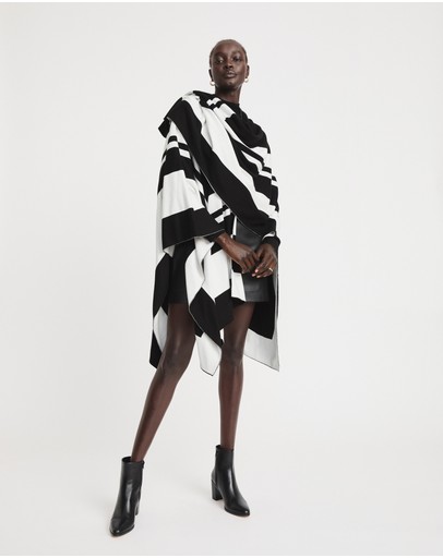 Witchery Geo Jacquard Wrap