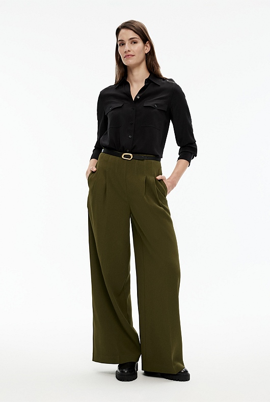 Silk Utility Tab Sleeve Shirt - Black