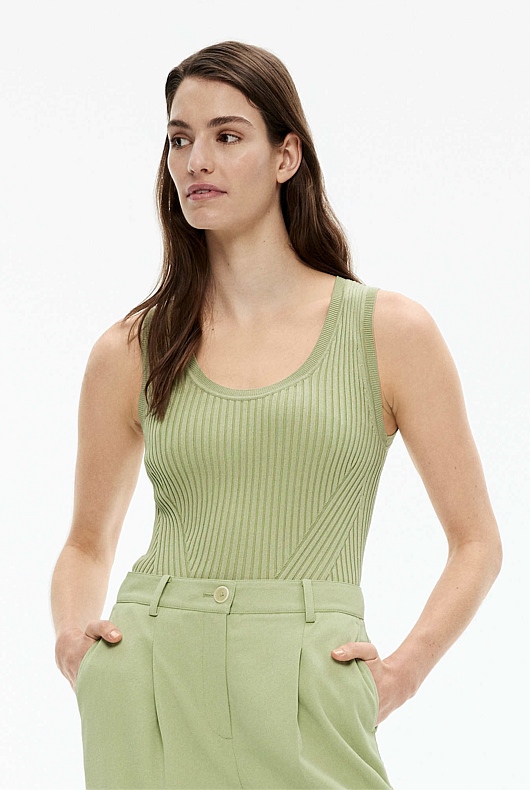 Scoop Neck Knit Tank - Pistachio
