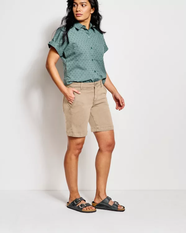 Kut from the Kloth® Stretch Twill Catherine Boyfriend 7" Shorts