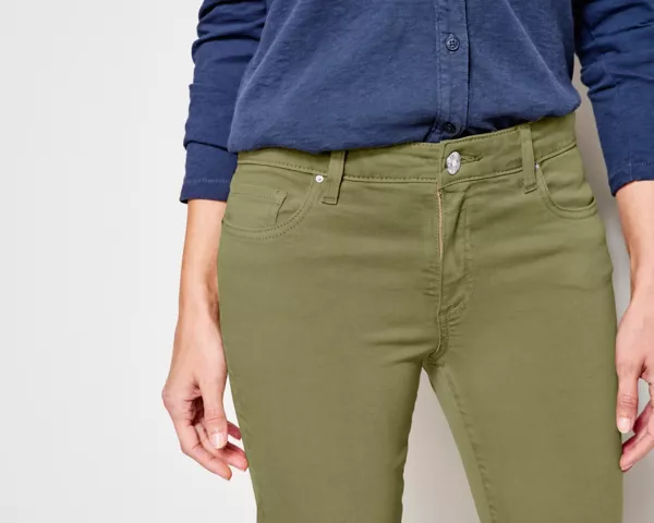 Kut from the Kloth® Stretch Twill Amy Crop