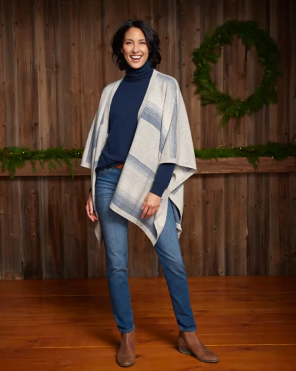 Classic Cashmere Turtleneck Sweater