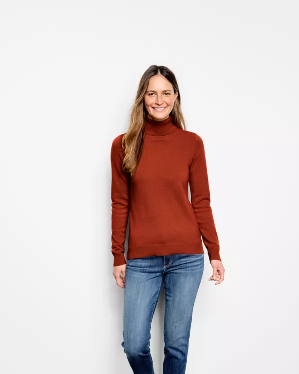 Classic Cashmere Turtleneck Sweater