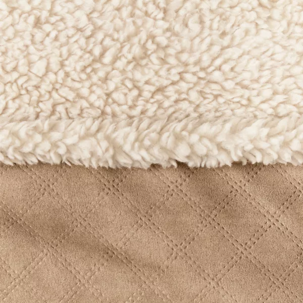 Orvis ComfortFill-Eco™ Wraparound Dog Bed with Fleece