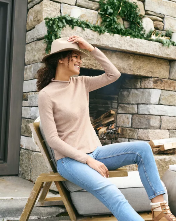 Classic Mockneck Sweater