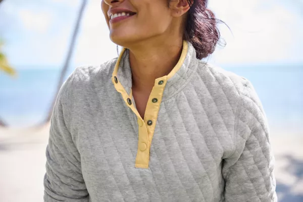 Women's Outdoor Quilted Snap Sweatshirt
