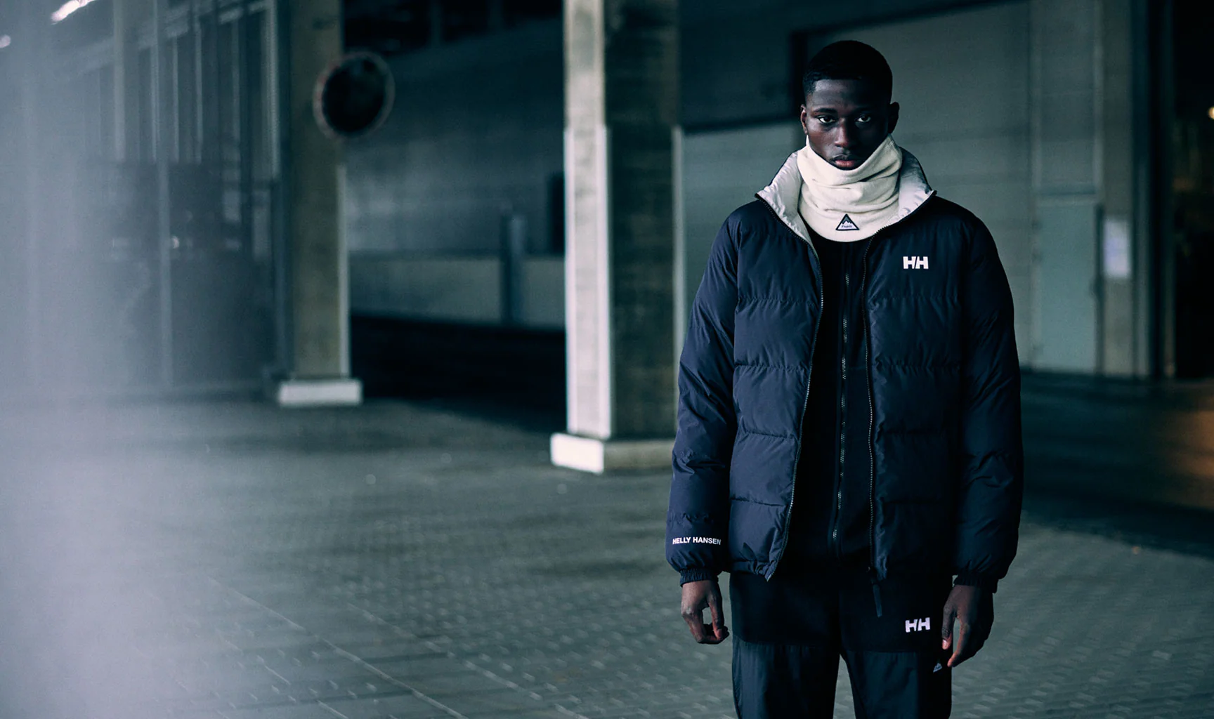 YU 23 REVERSIBLE PUFFER, Black