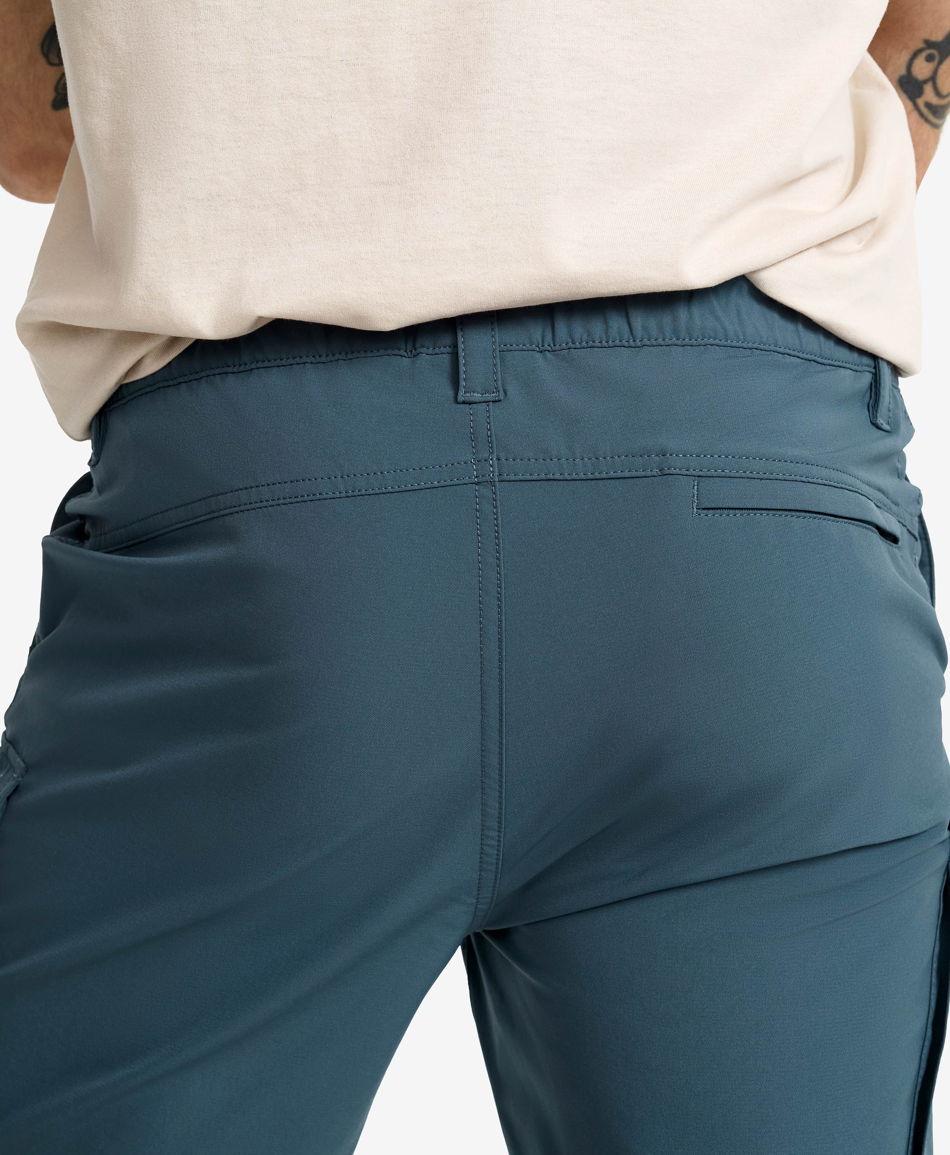 Adventure Cargo Stretch Shorts Men