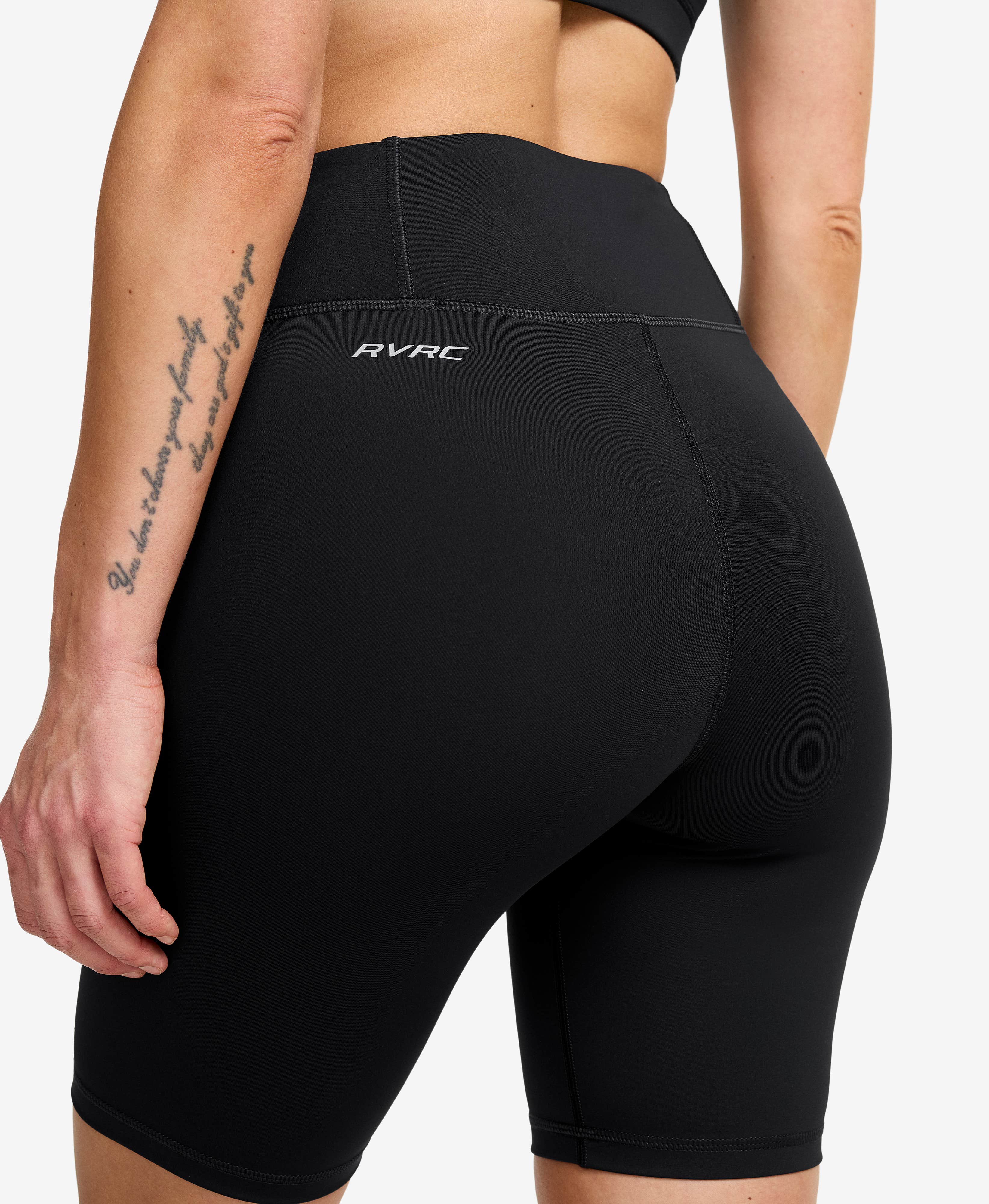 Flow High-waisted Biker Shorts Women