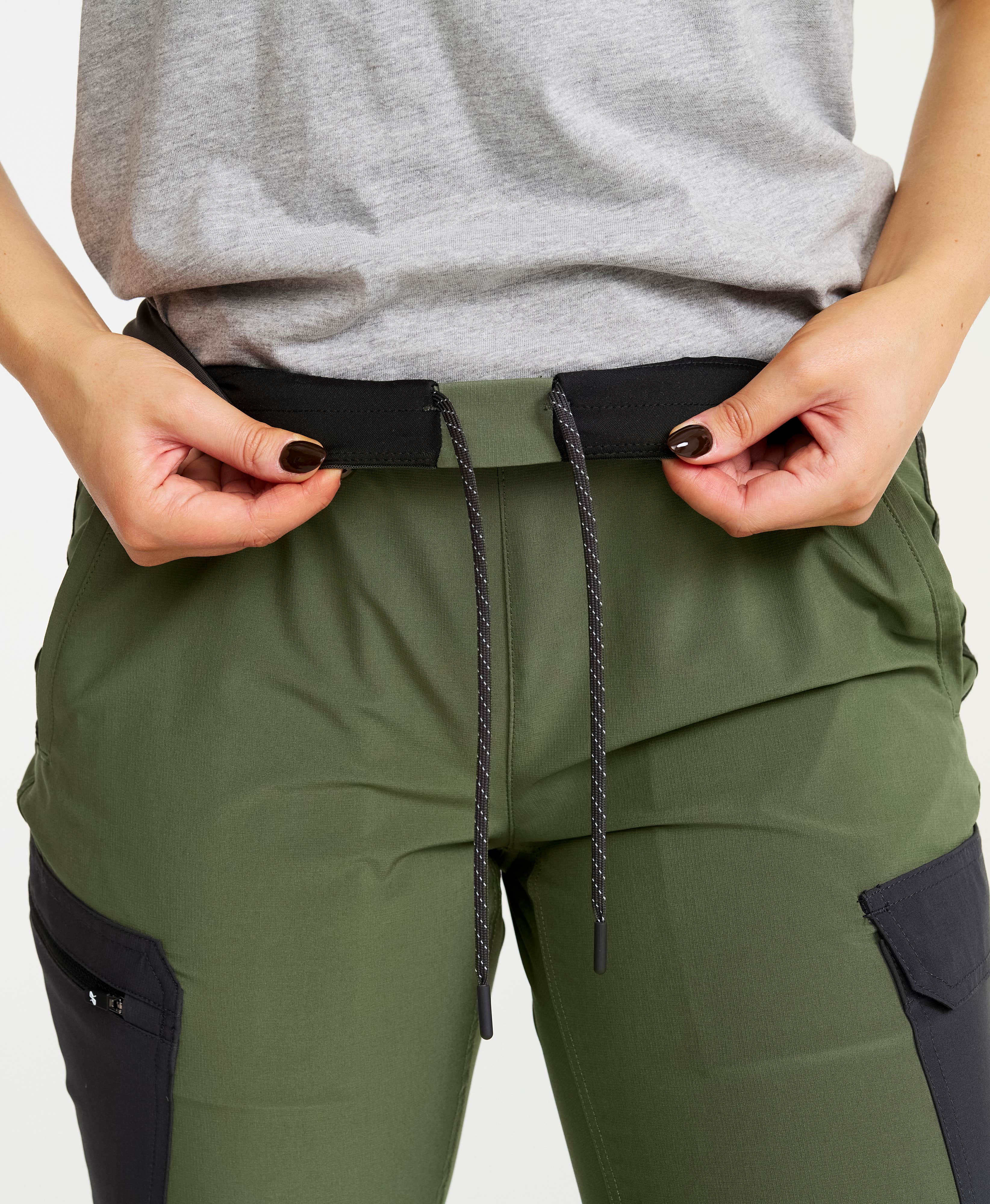 Verge Stretch Cargo Pants Women