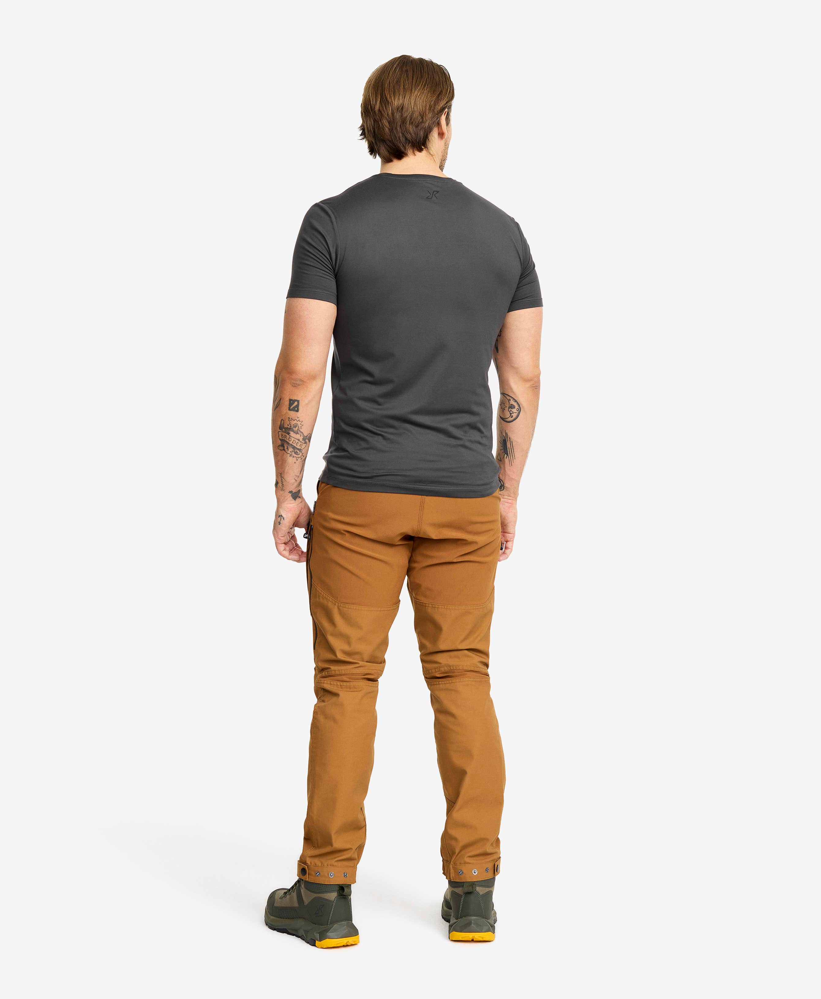 Mission Logo Slim Fit T-shirt Men