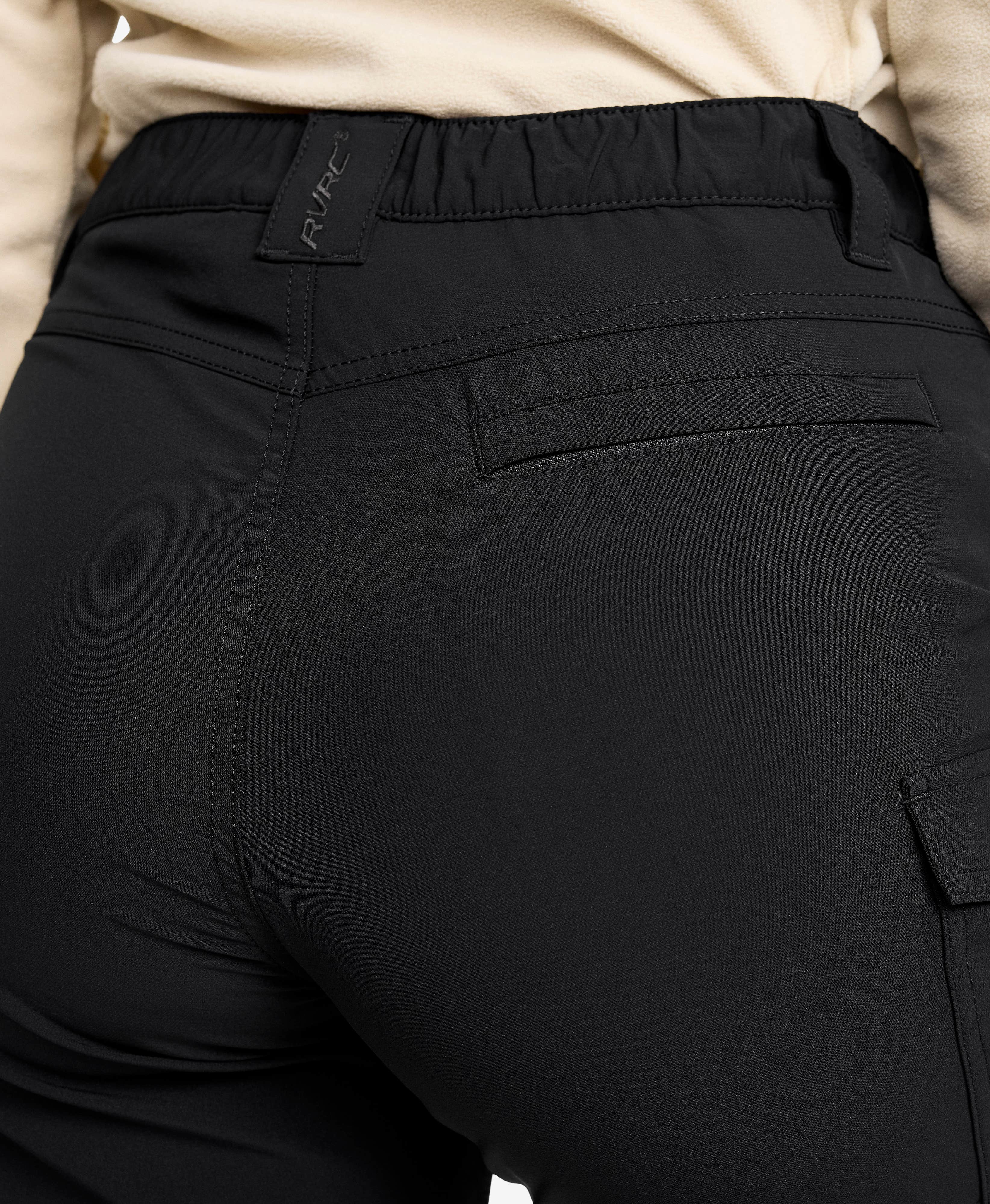 Adventure Cargo Stretch Shorts Women