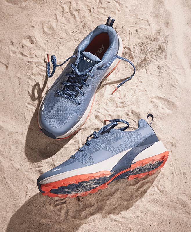 Daytrek Walking Shoes Men