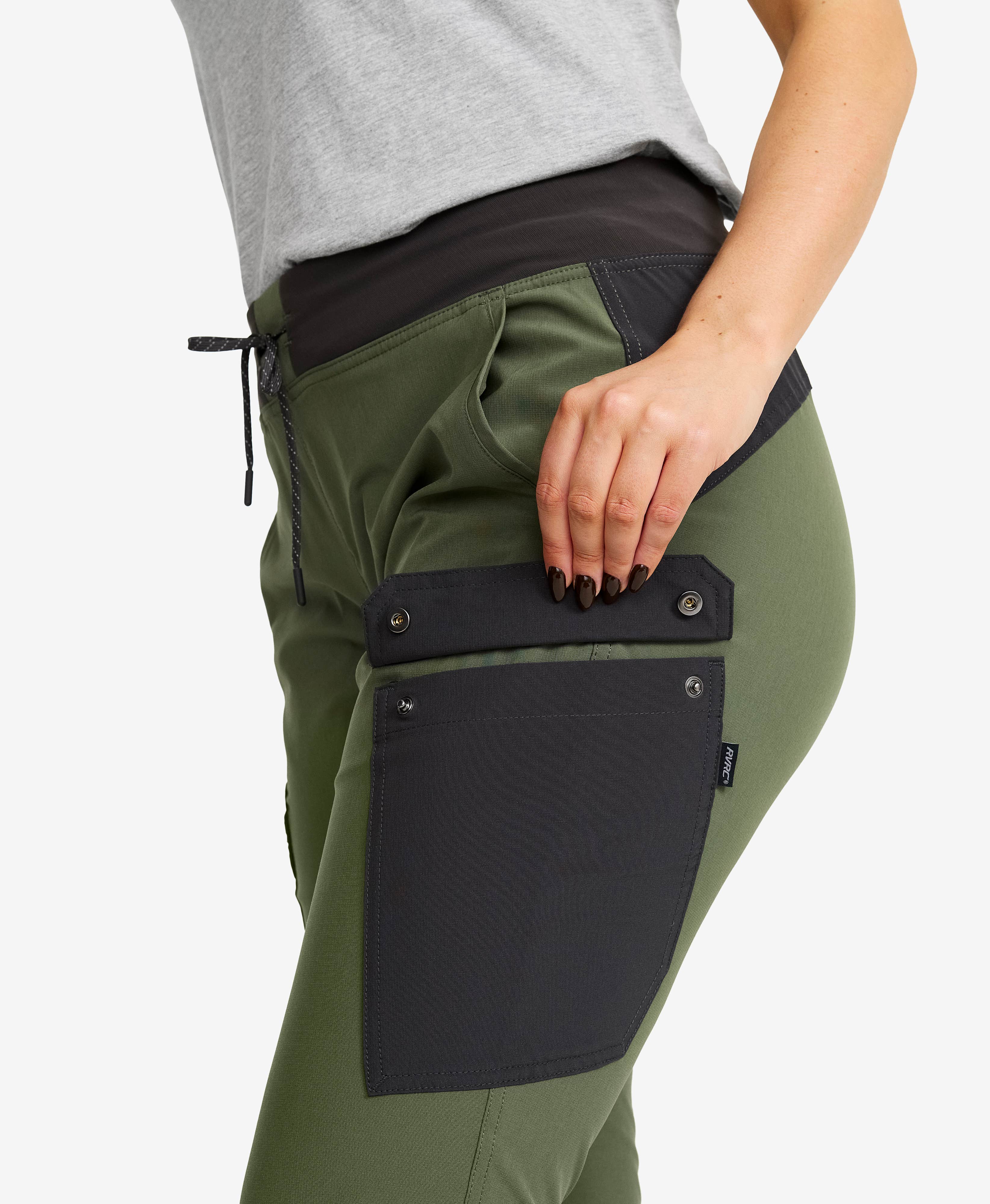 Verge Stretch Cargo Pants Women