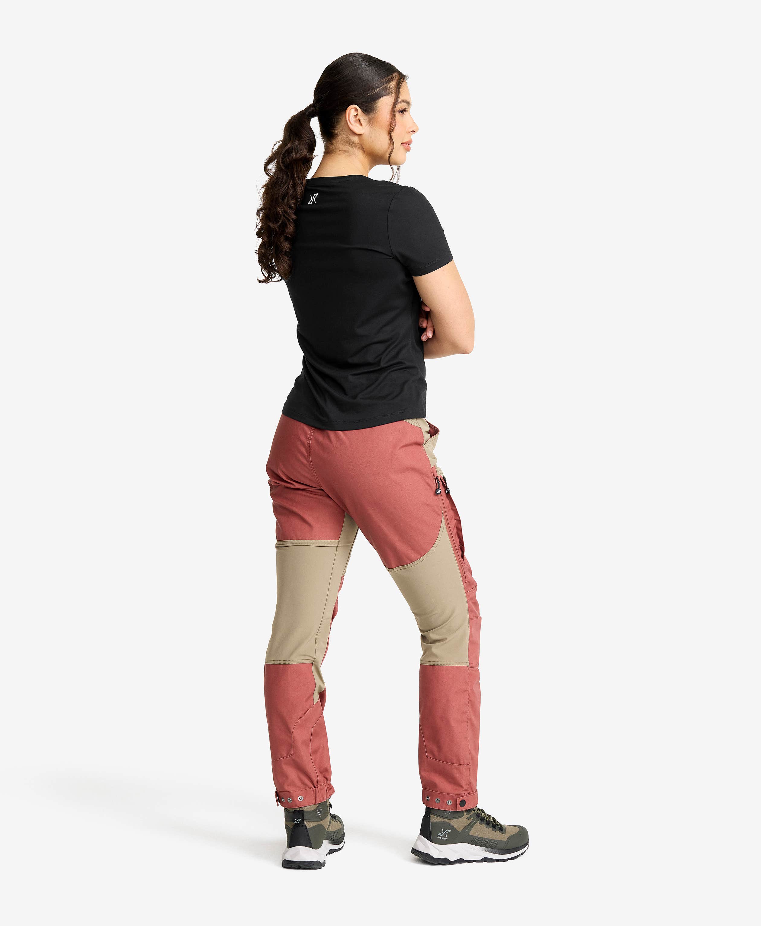 Mission Logo T-shirt Women