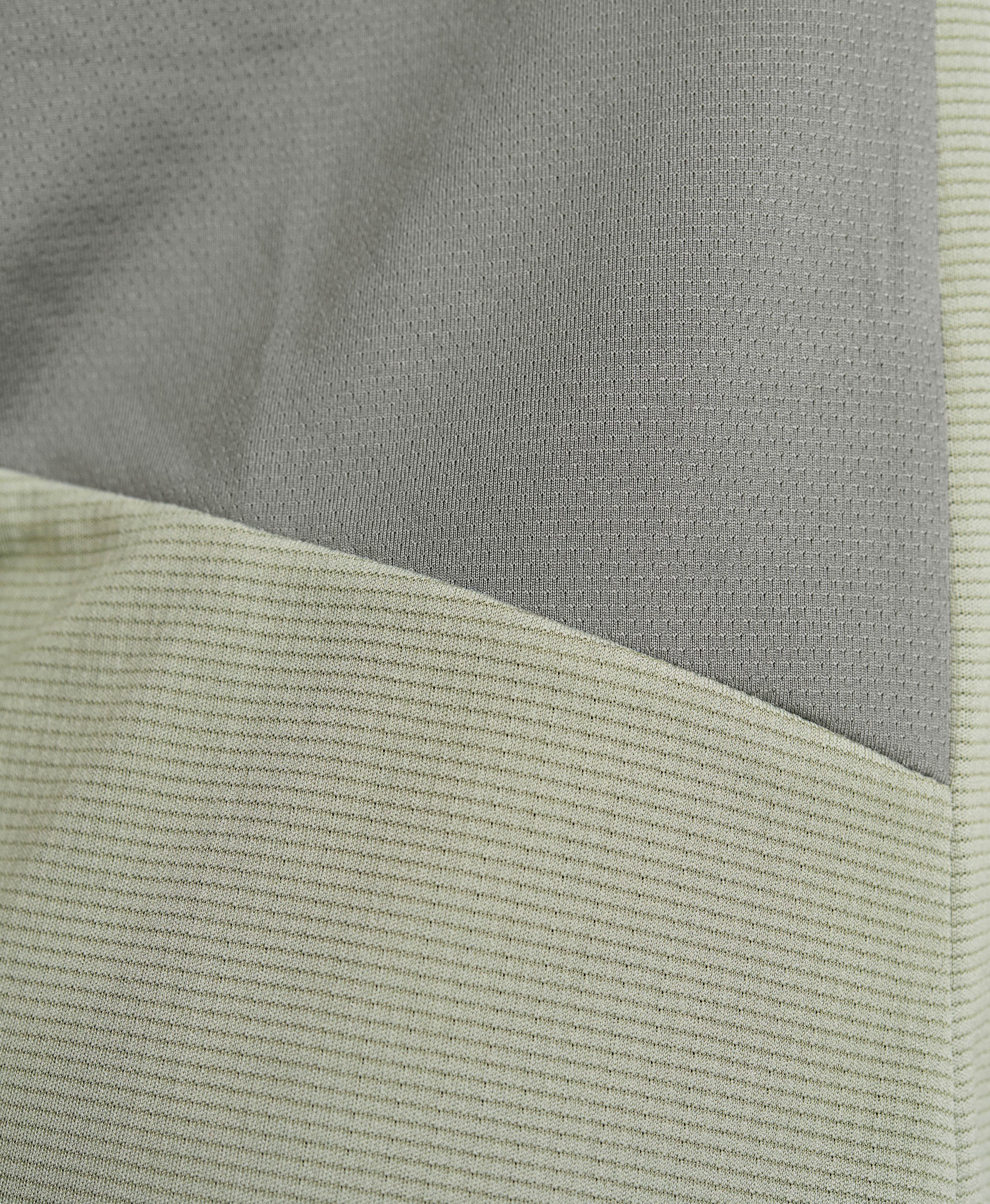 Force Light Half-zip Top Women