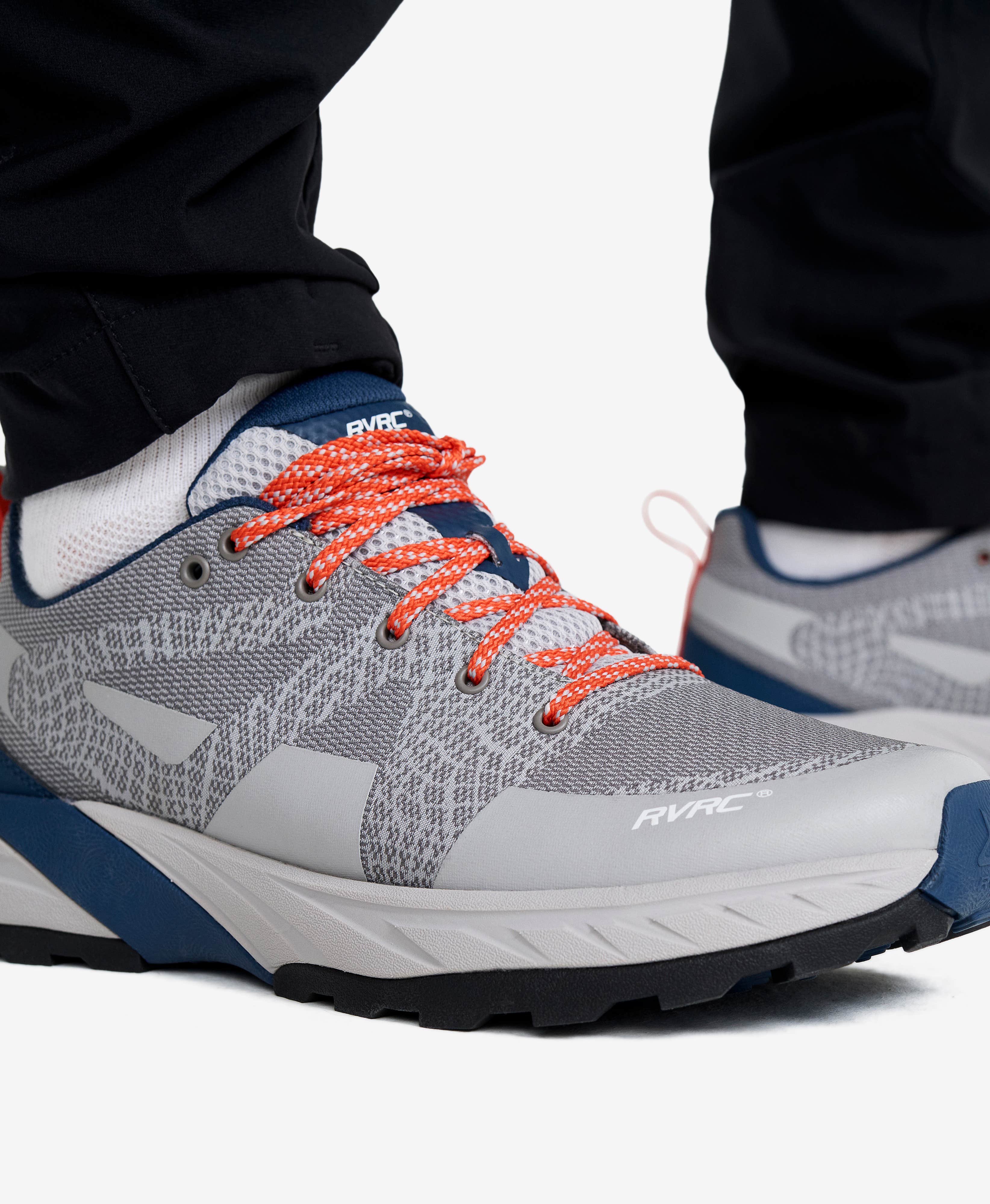 Daytrek Walking Shoes Men