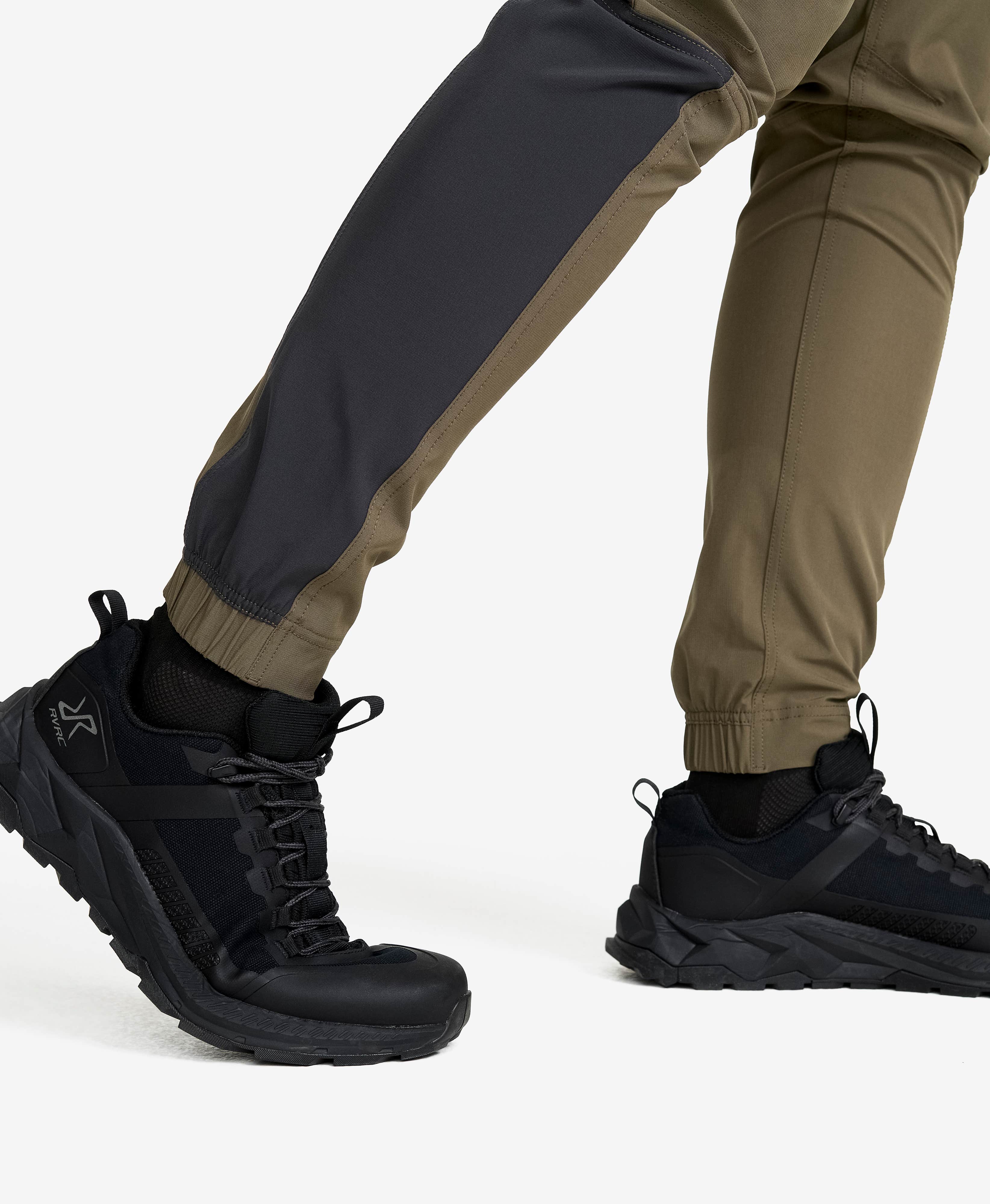 Verge Stretch Cargo Pants Men
