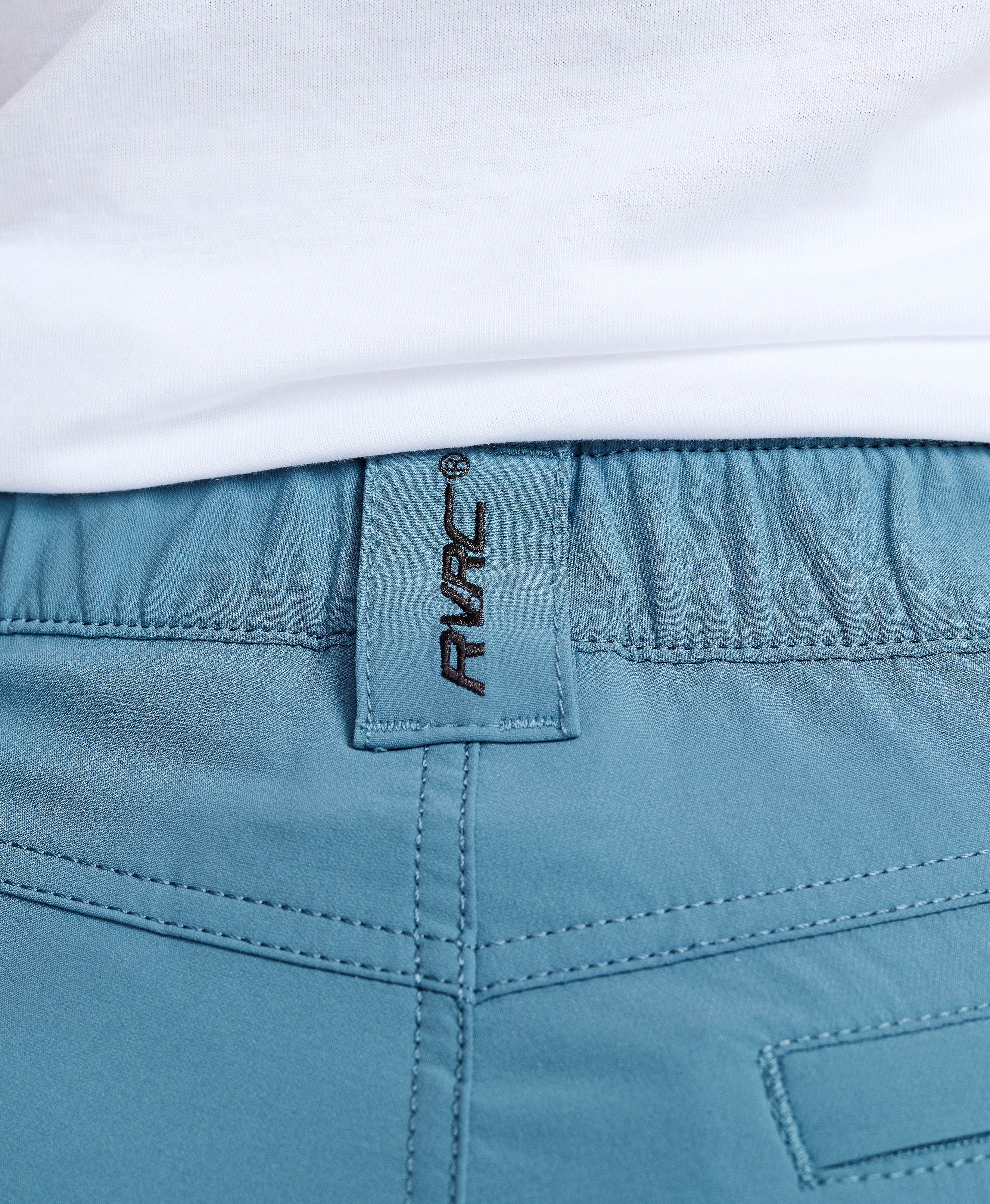 Adventure Cargo Stretch Shorts Women