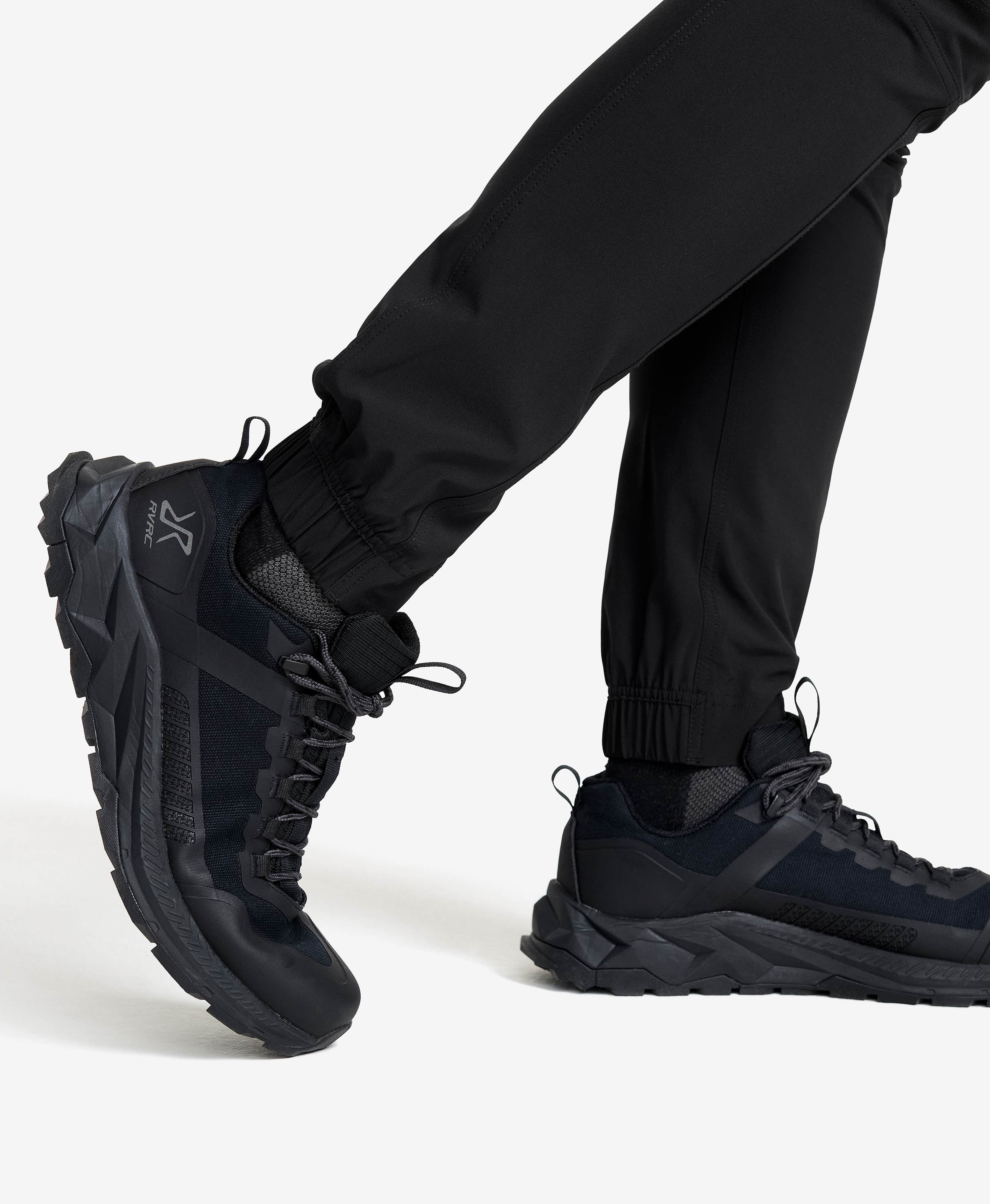 Verge Stretch Cargo Pants Men