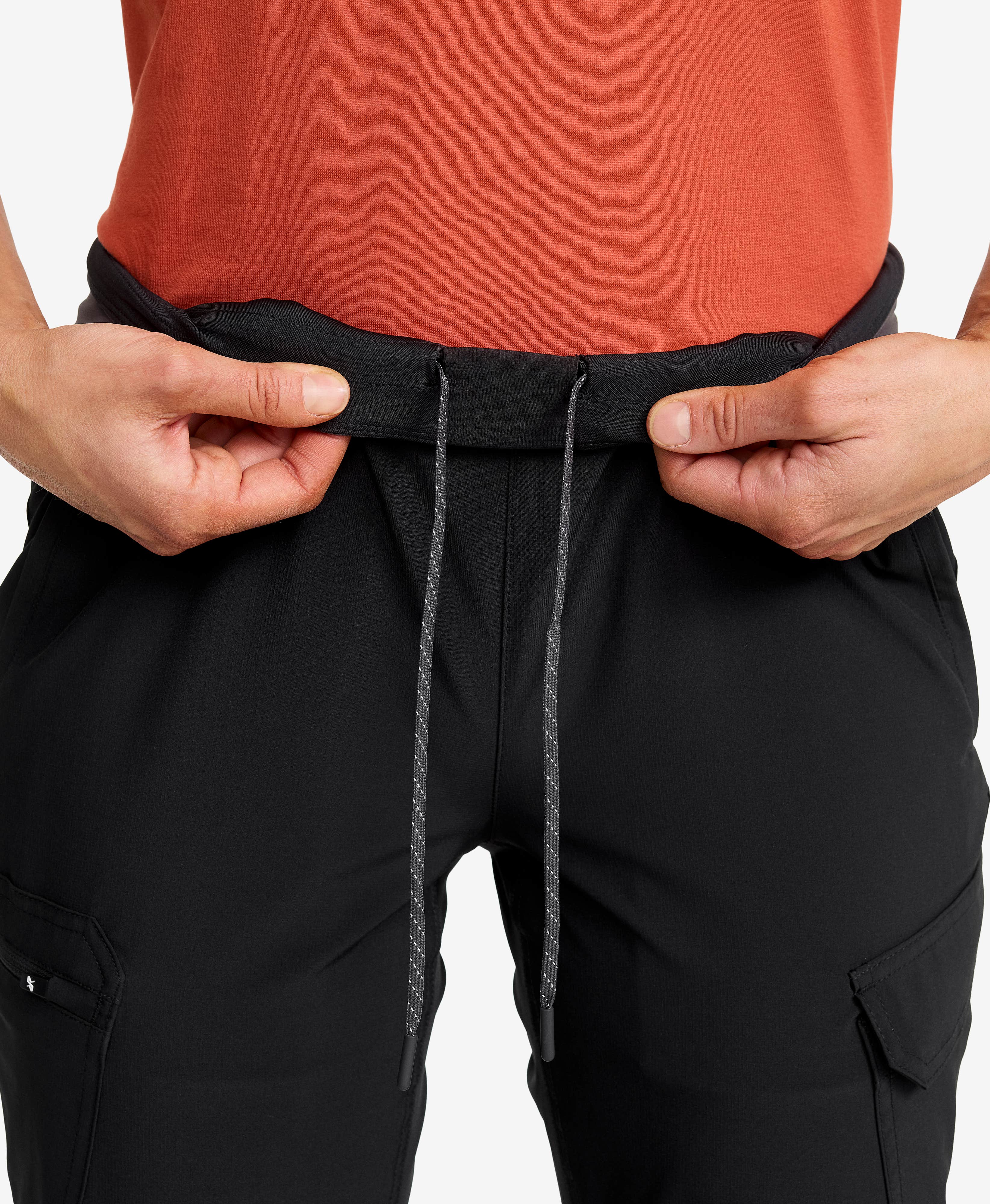 Verge Stretch Cargo Pants Women