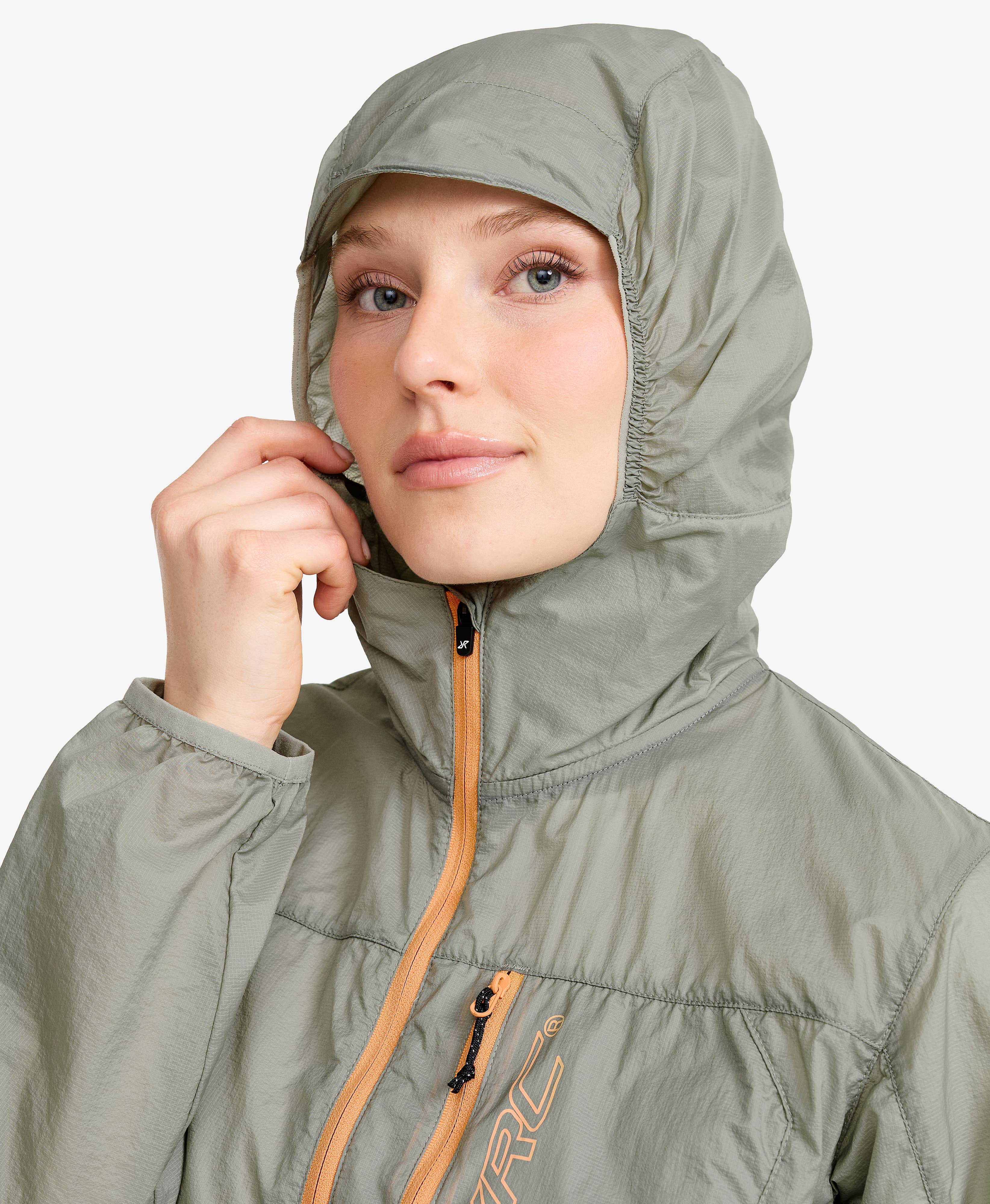 Speed Hooded Windbreaker Women