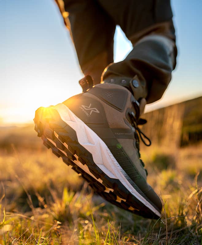 Phantom Trail Mid Waterproof Hiking Boots Women