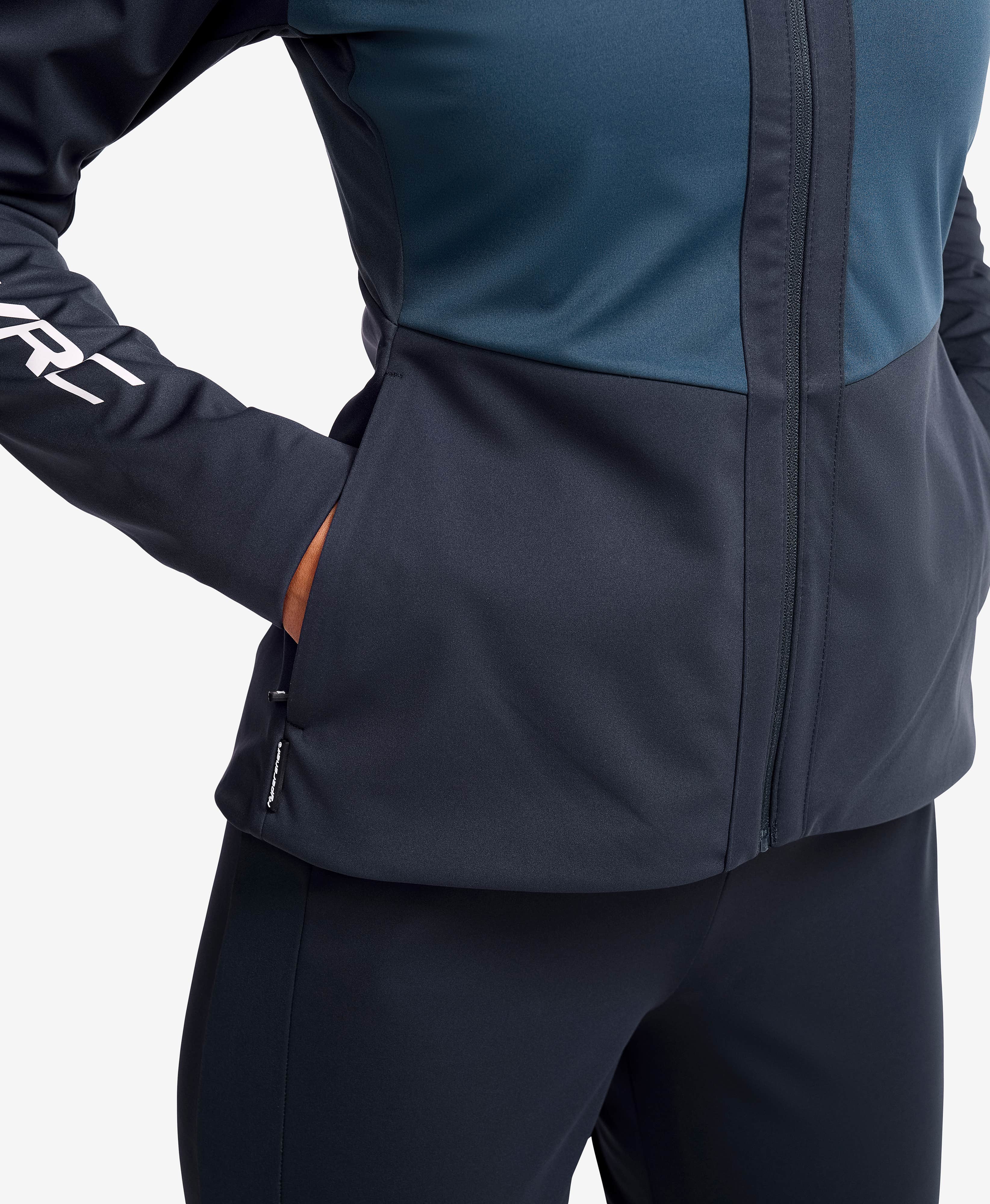 Perform Softshell Jacket Women
