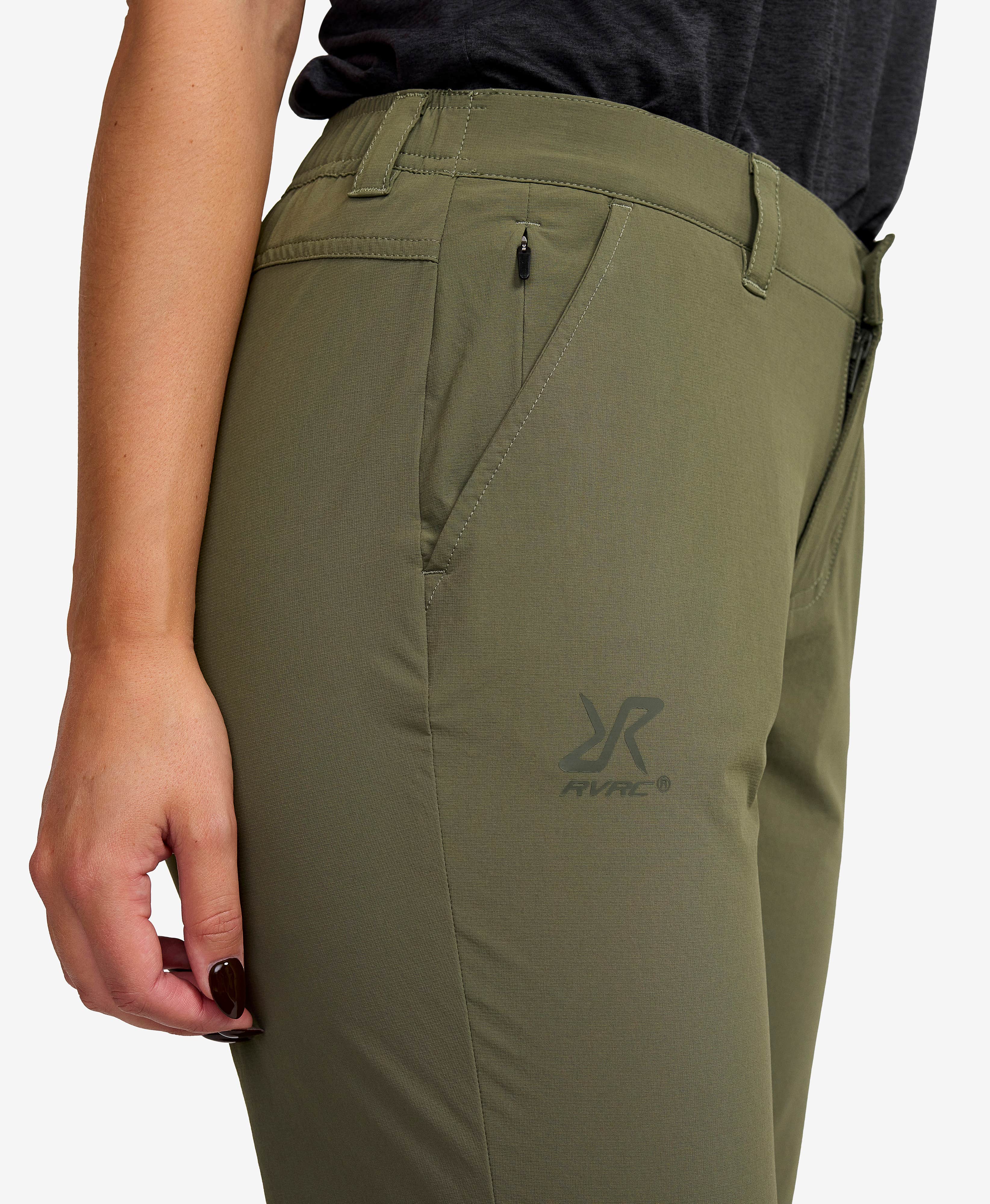 Momentum Stretch Pants Women