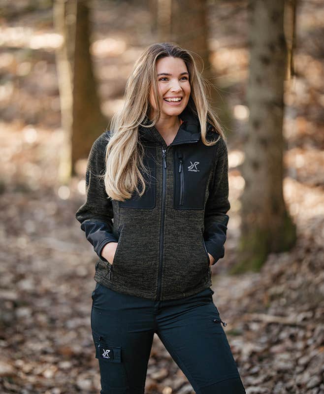 Wander Pro Wool Hoodie Women