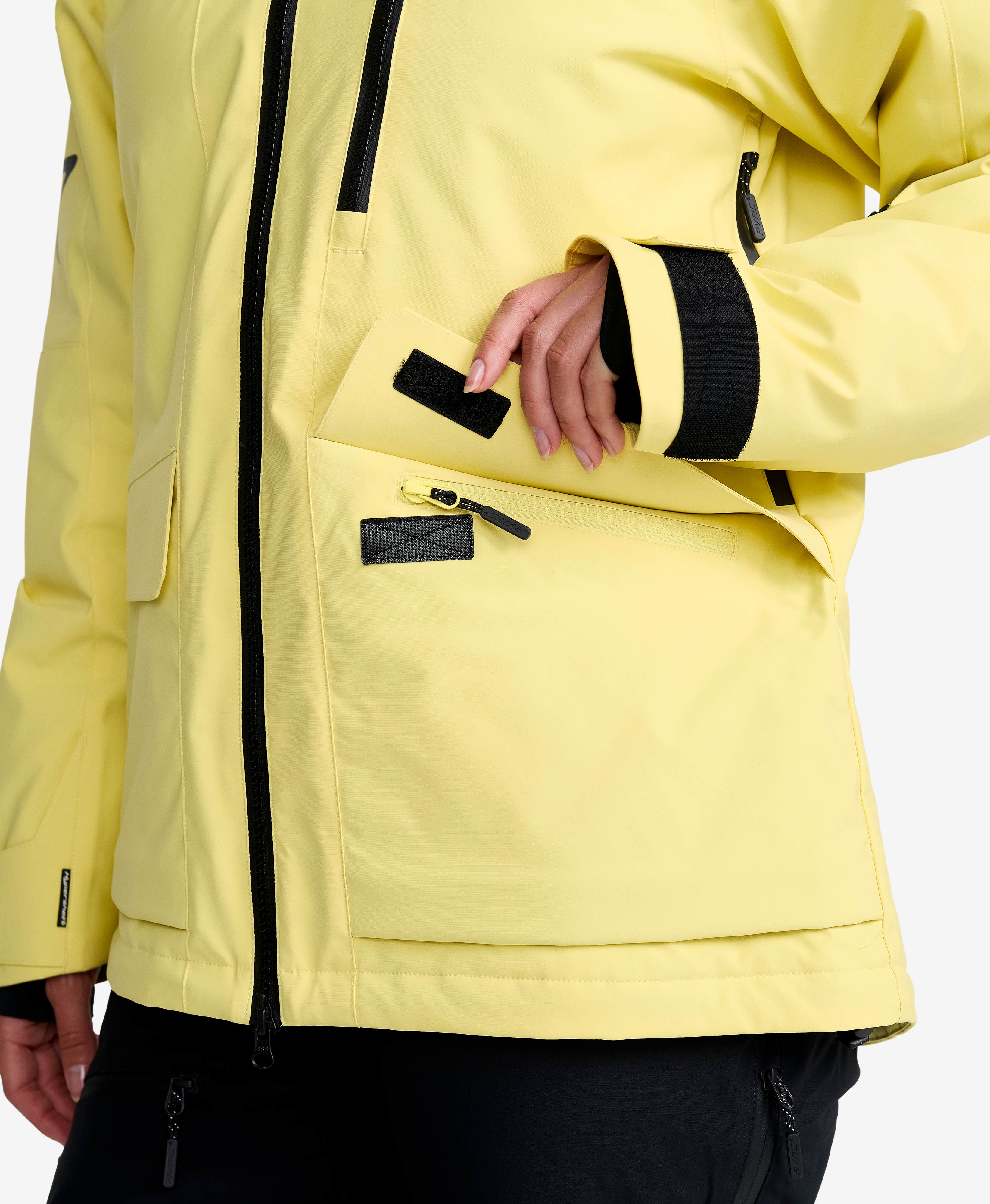 AccXel Insulated 2L Ski Jacket Women